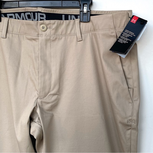 NWT Under Armour Size 42 Showdown Chino Golf Pants Khaki Lightweight 36" Inseam - Picture 5 of 8
